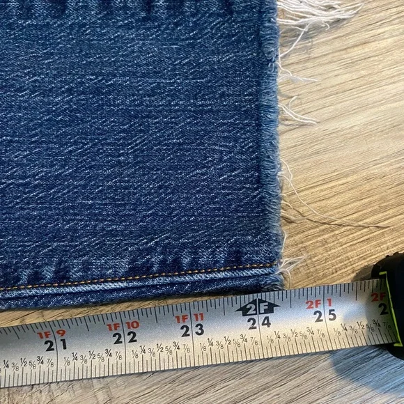 Levis 501 Jeans Women’s 25 X28 Premium Distressed Button Fly Denim Pants Fringe - Picture 7 of 9